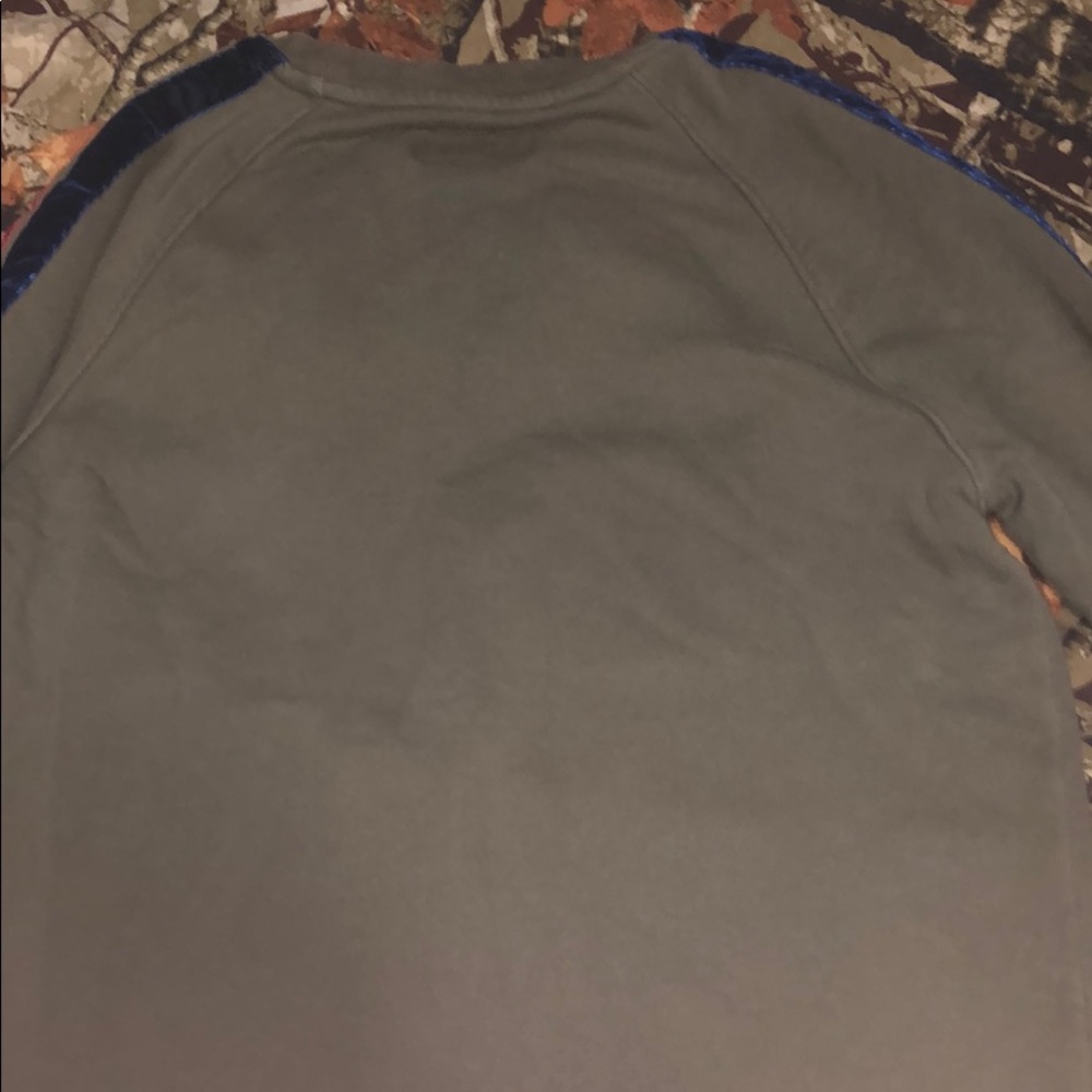 Sweater - Picture 3 of 3